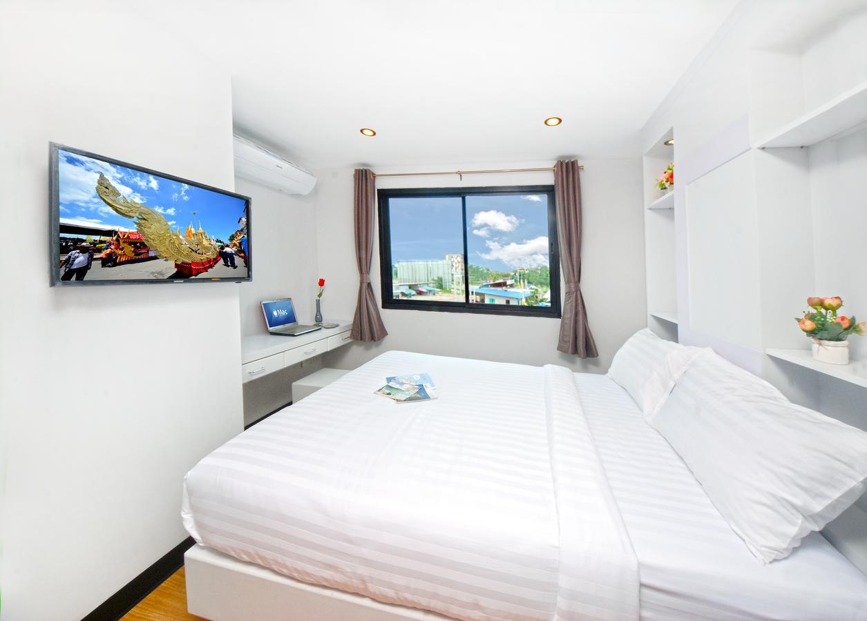 C Tower Hotel Surat Thani Room photo